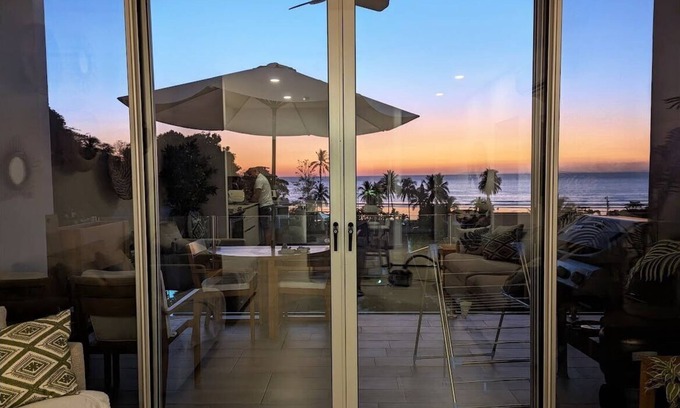 Cerro Plano Condo | Beachfront CondonStunning Views