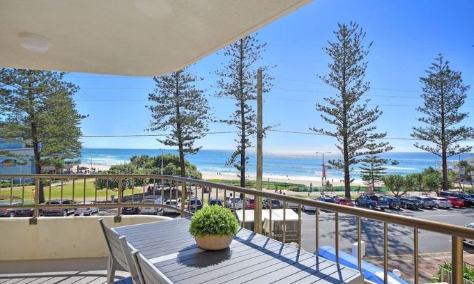 Burleigh Heads Apartment | Bliss On The Beach - Amazing Beach Views!