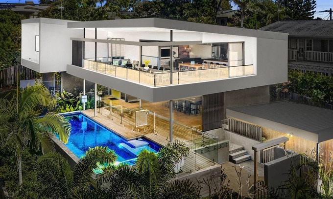Sunrise Beach House | Blueys Beach House - 4 bedroom