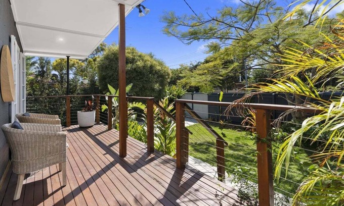 Bellara House | Bribie Hideaway Retreat