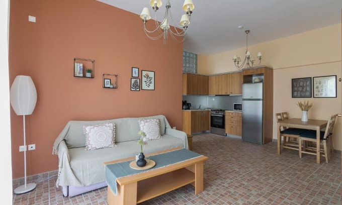 Varkiza Apartment | Bright And Spacious Apartment In Varkiza