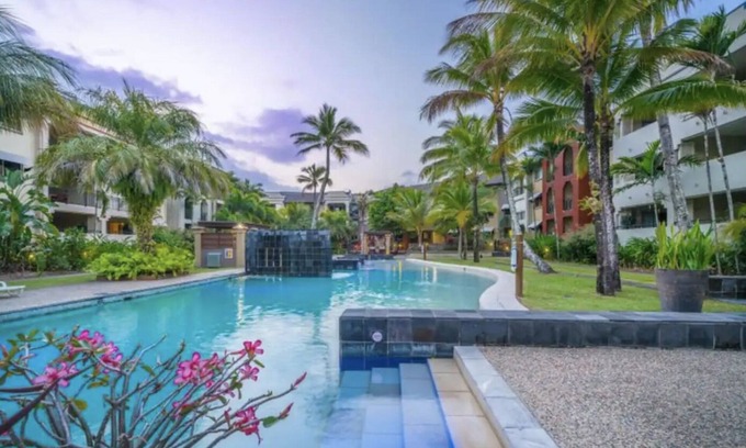 Westcourt Villa | Cairns Resort Large Private Villa