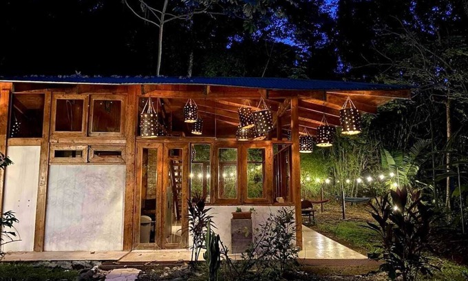 Jaco House | Casa Bambú – Private 2BR Jungle Home Near Jacó Beach, Surf & Town