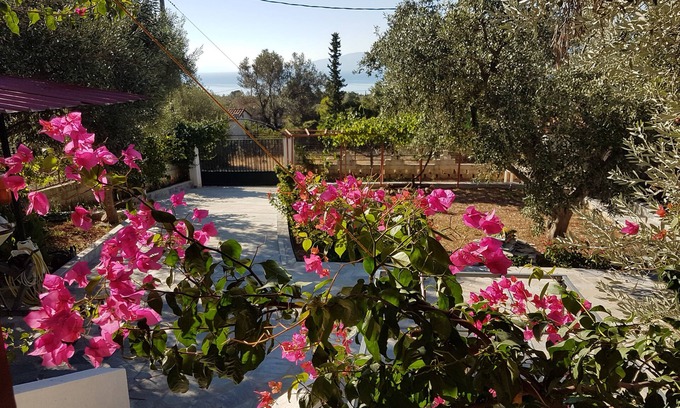 Eretria Cottage | Cozy vacation apartment Panorama1
