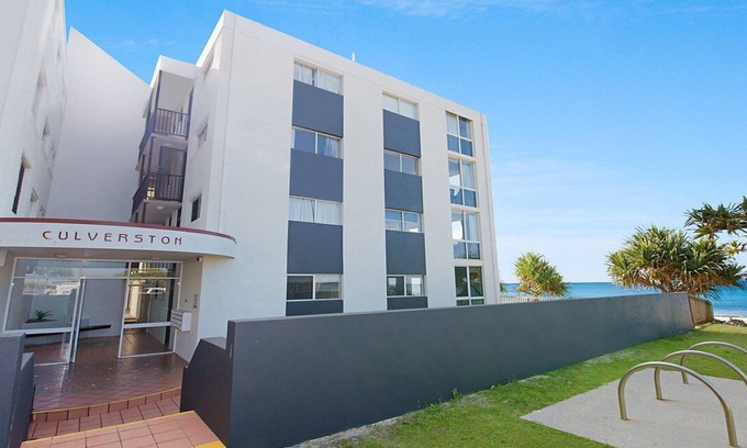 Kings Beach Apartment | Culverston Unit 11 Kings Beach QLD