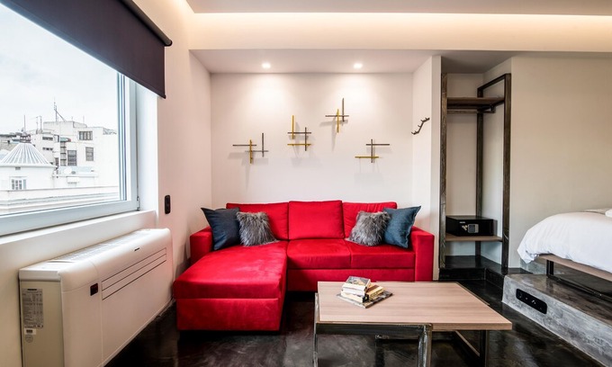Monastiraki Apartment | ENJOY AthinA STREETAPARTMENTS IN THE HEART OF ATHENS!