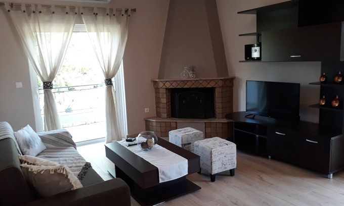 Kanali Villa | Entire Luxurious Villa With Private Swimming Pool- Sleeps 10 PRS !