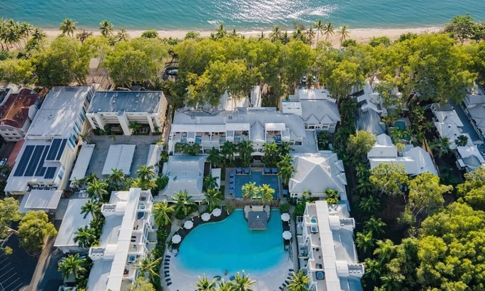 Palm Cove Apartment | Fig Oasis Poolside Resort Living at The Beach Club