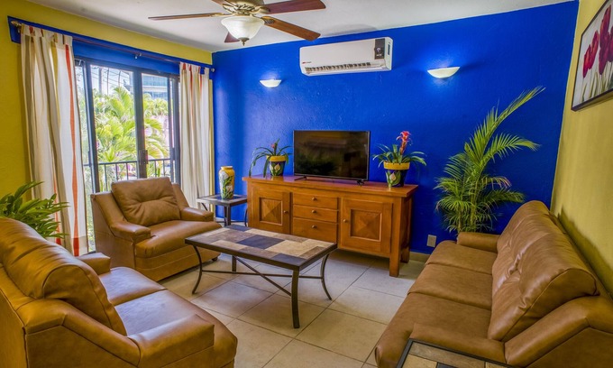 North Hotel Zone Condo | Hibiscus Suite ~ A Villa Garden
