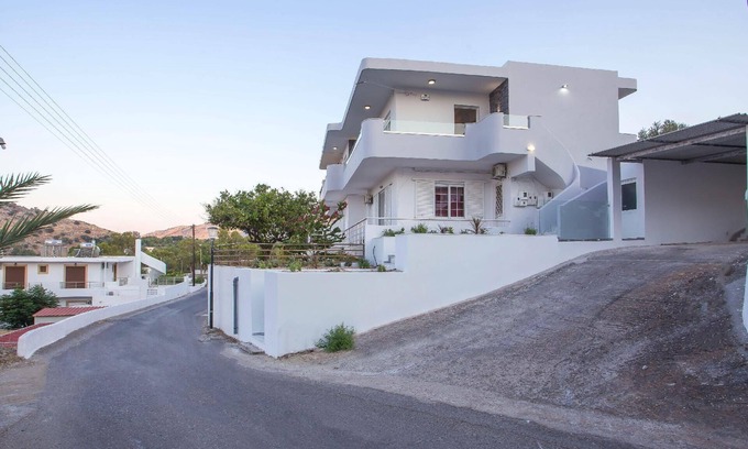 Kalathos House | Holiday house Archangelos for 1 - 6 persons with 3 bedrooms - Row house