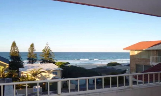 Palm Beach Apartment | Jefferson Palms - Ocean viiew at Palm Beach