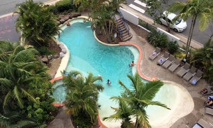 Golden Beach Apartment | Just Perfect - ocean view escape with free Wi-Fi & Netflix