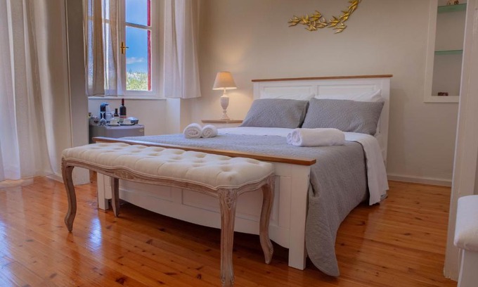 Nafplio House | La Suite Blanche