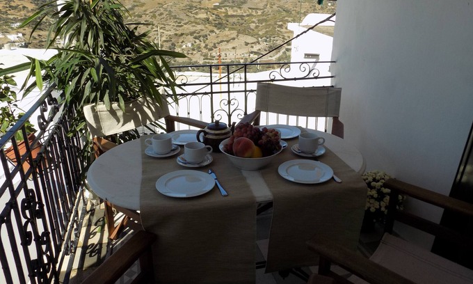 Skiros House | Lovely traditional house in Skyros village