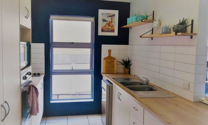Caloundra Apartment | Moondara Unit 2, 21 Bulcock Beach Esplanade, Bulcock Beach