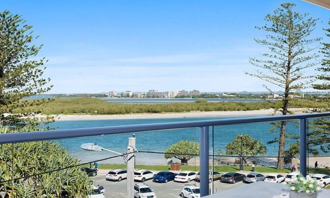 Caloundra Apartment | Moondara Unit 5, Bulcock Beach QLD