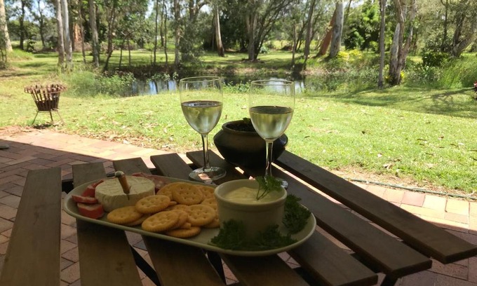 Weyba Downs Bed & Breakfast | Noosa Lake Weyba