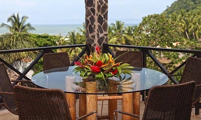 Barrio Los Villalobos Condo | Ocean View 3 bedroom condominium in Bahia Encantada