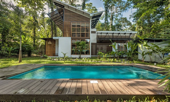 Chiguata Villa | Porto Alegre Resort. 2 villas, 1 pool, 14 guests