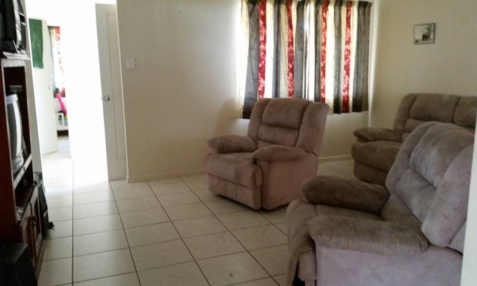 Cairns Resort | Private room ∙ 1 guest