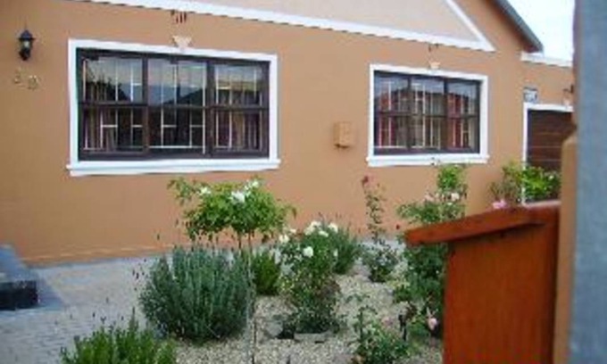 Ottery Resort | Private room ∙ 1 guest