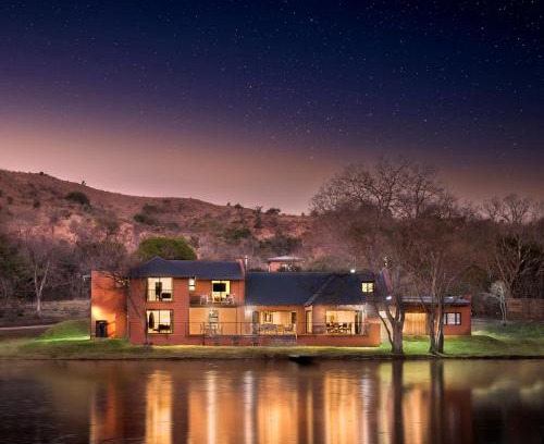 Protea Ridge Hotel | Riverhorse Lodge