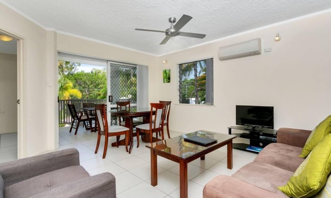Port Douglas Apartment | Seascape Holidays at The Queenslander One Bedroom