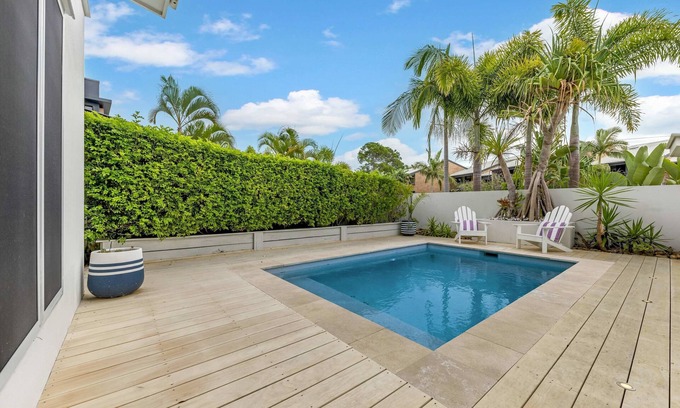 Alexandra Headland House | Stunning Alex Heads Beach House - Pet friendly