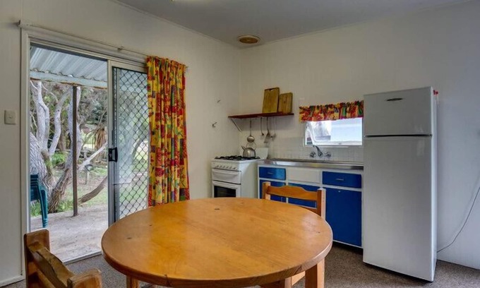 Happy Valley Cottage | βοΈπ£π π£βοΈThe Cottage Don't Feel Like Camping? Happy Valley