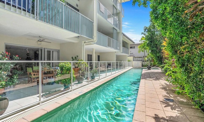 Edge Hill Apartment | The Botanical Resort style in Edge Hill Village