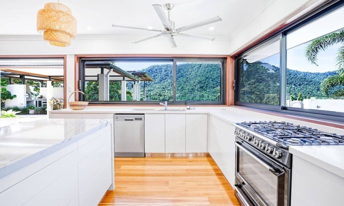 Redlynch Apartment | The Orchard House - Luxury Tropical Villa