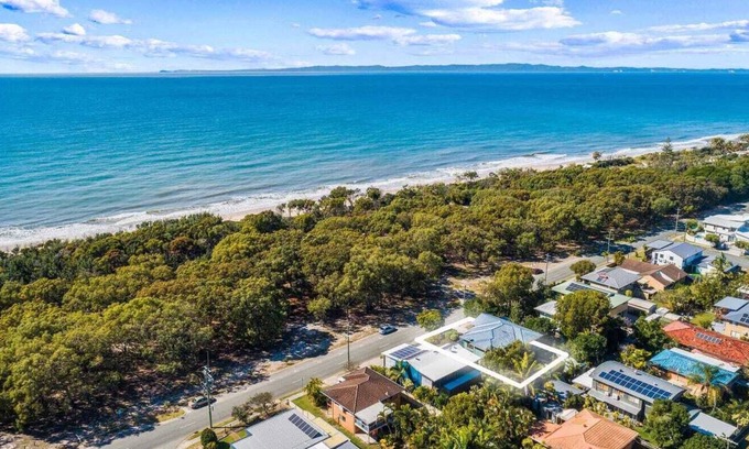 Woorim Apartment | The Whimsical Woorim Beach House