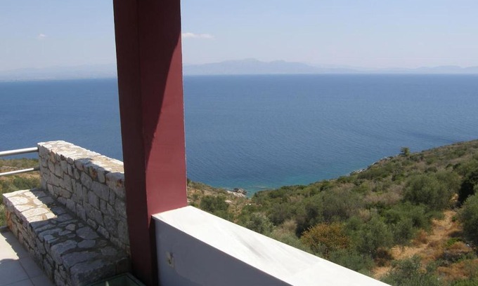 Mavrovouni House | Theano House Mani