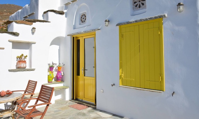 Agios Ioannis Villa | Tinos Island Canary Yellow Villa