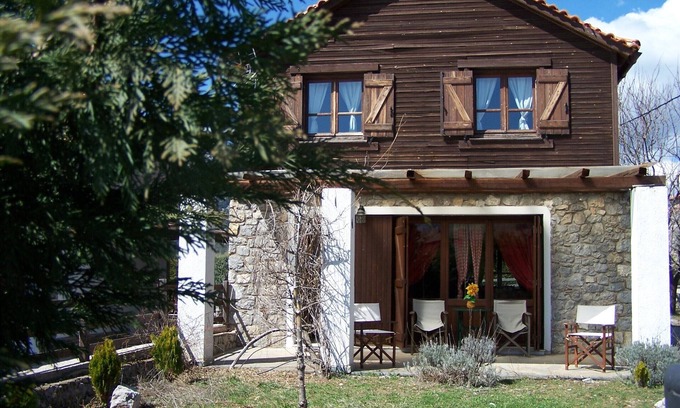Arachova Ski Chalet | TRADITIONAL CHALET-LIVADI-ARACHOVA-GREECE