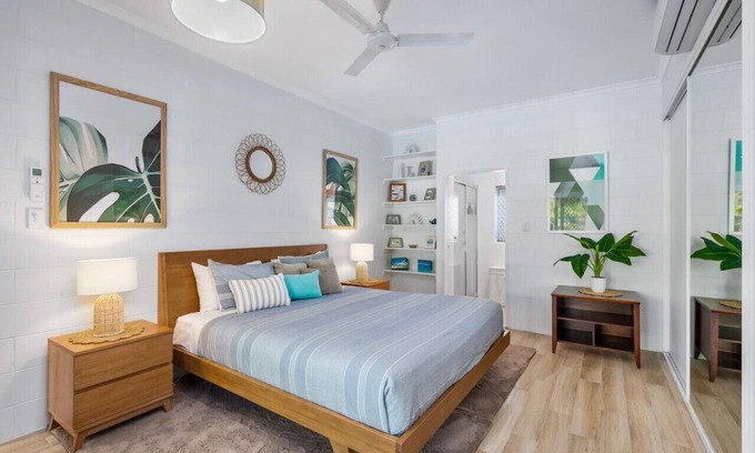 Trinity Beach House | Trinity Beach Family Getaway 4BR, Sleeps 10 - Pool