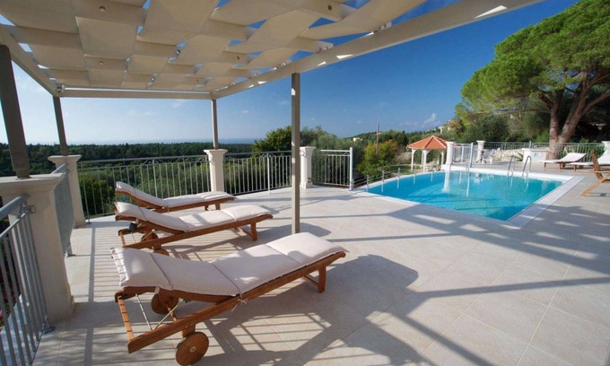 Antipata Villa | Villa ∙ 4 bedrooms ∙ 8 guests