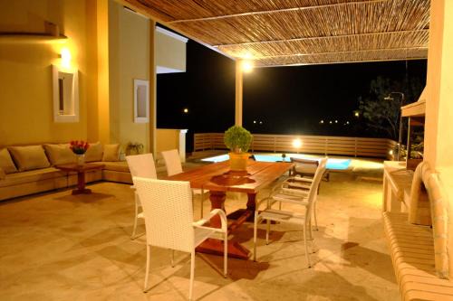 Aegina Villa | VILLA KONSTANTINOS