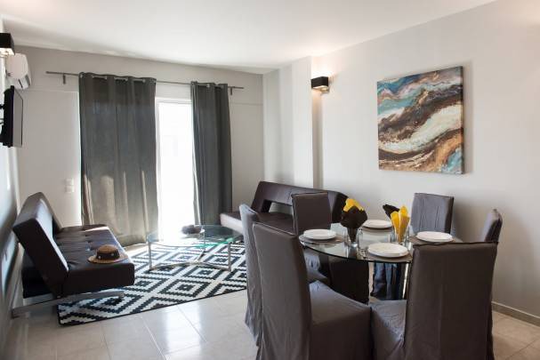 Kariotai Apartment | Well located 2BR apartment in Lefkada