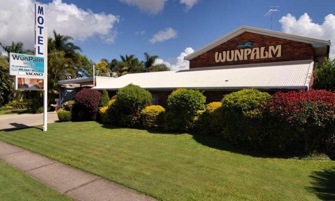 Maroochydore Hotel | Wunpalm Motel & Cabins - Late check-in available
