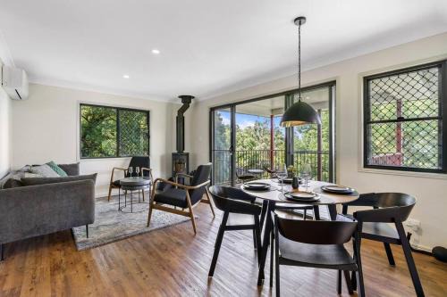 Ravensbourne House | Yume House - Stylish Country Escape 2 Bedrooms