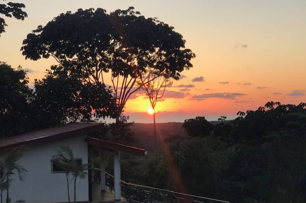 Uvita House | Villas Lambeau #2 - Ocean View - Fiber Optic / 1BR 1 BA