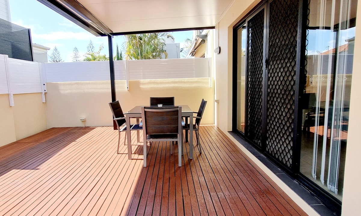 Paradise Point Villa | Cosy villa in Paradise Point only 200m from the beautiful Broadwater.