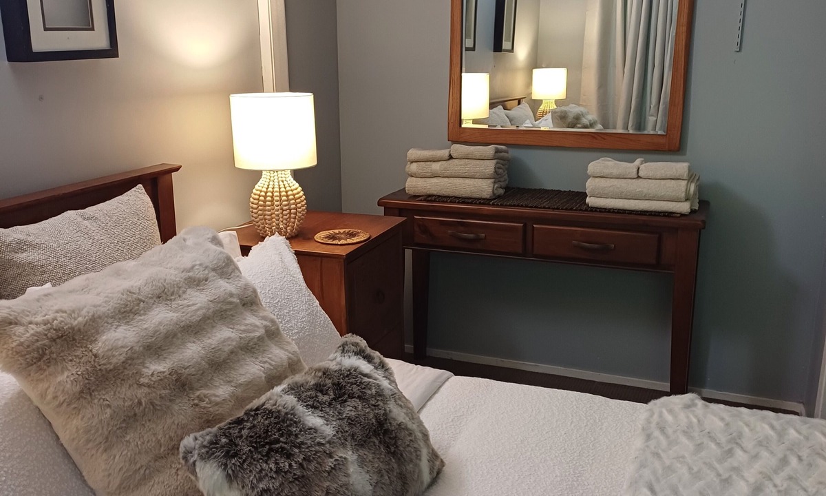 Tannum Sands Apartment | Beautifully appointed Riverside Apartment with views near to river and beach.