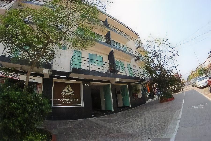 Photo of Buildings in Colonia 5 de Diciembre