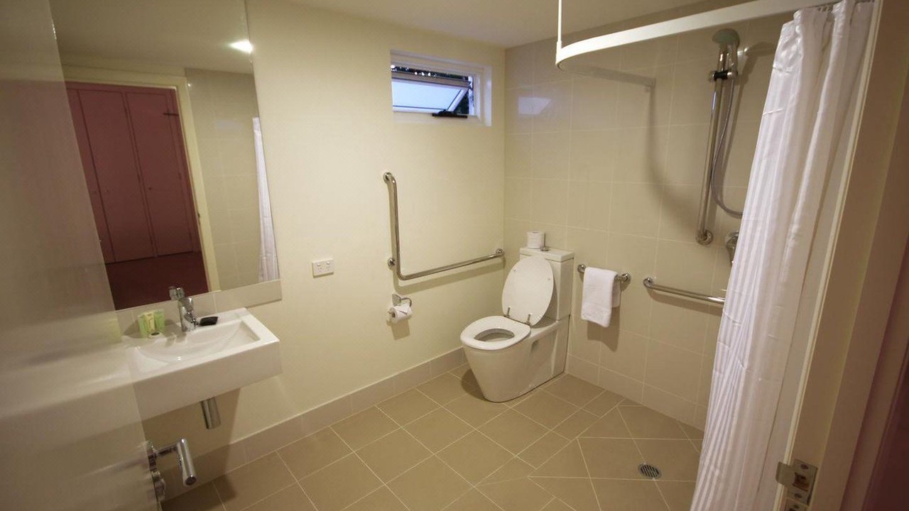 Photo of Bathroom in Ascot