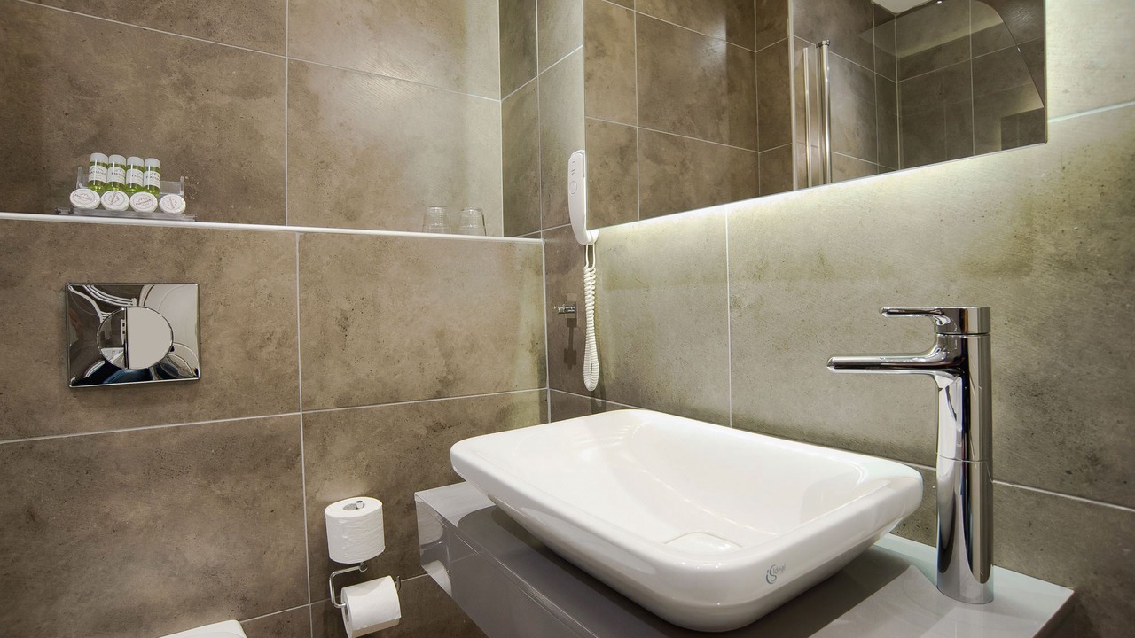Photo of Bathroom in Delfoi