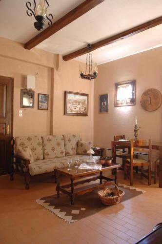 Photo of Others in Arachova