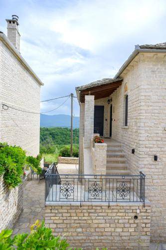 Photo of Others in Monodendri