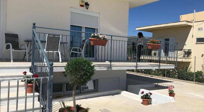 Photo of Patio Balcony in Amarinthos